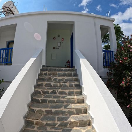 Island Budget Apartments Пафос Екстер'єр фото